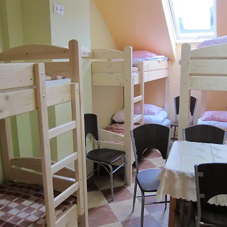 Szkolne Schronisko Mlodziezowe Plum * Piechowice (Karkonosze)