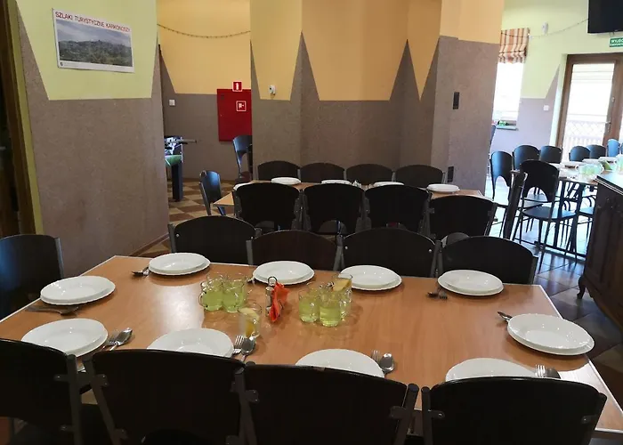 Szkolne Schronisko Mlodziezowe Plum Piechowice (Karkonosze)