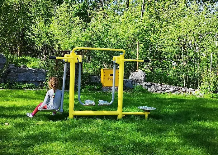 Szkolne Schronisko Mlodziezowe Plum Vandrarhem