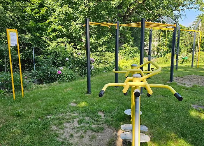 Szkolne Schronisko Mlodziezowe Plum *